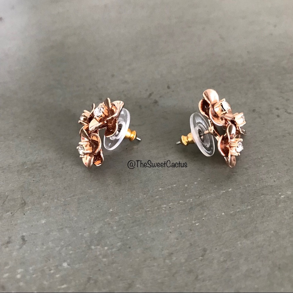 Kate Spade Shine On Flower Cluster Rose Earrings - Picture 4 of 8